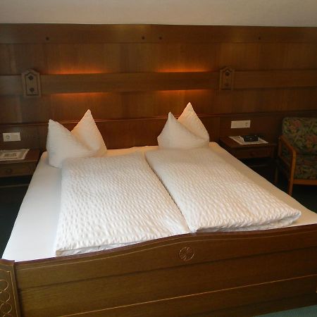 Haus Zentner Hotel Nauders Bagian luar foto