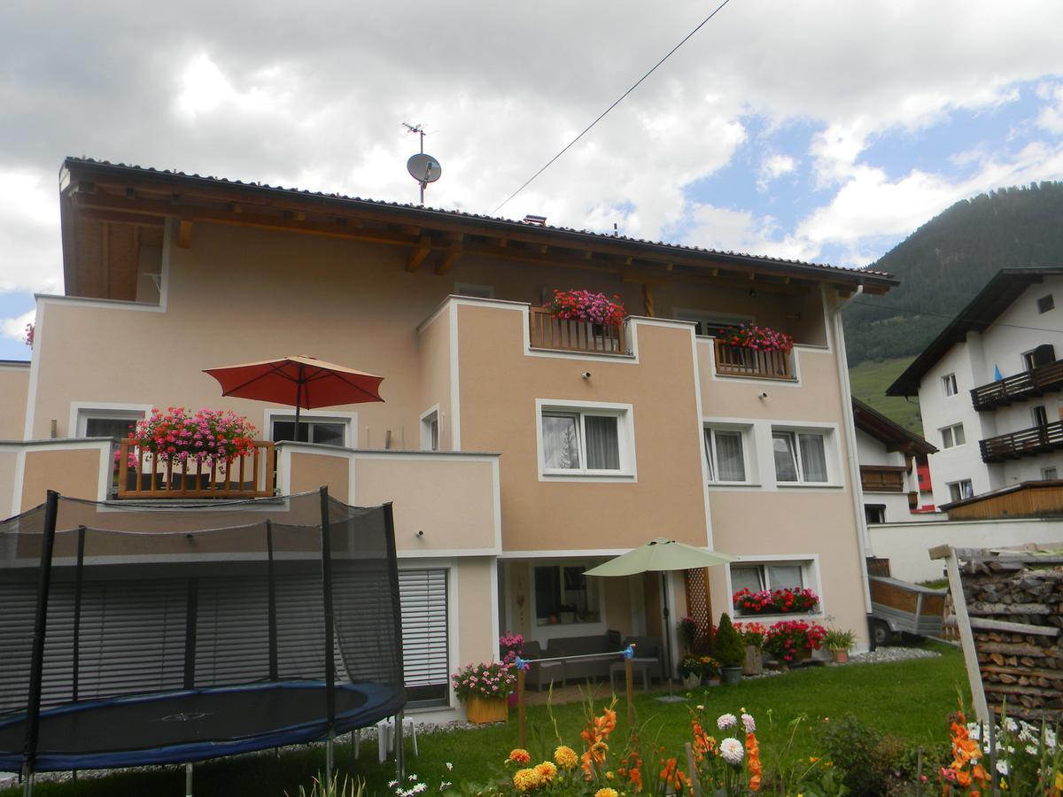 Haus Zentner Hotel Nauders Bagian luar foto