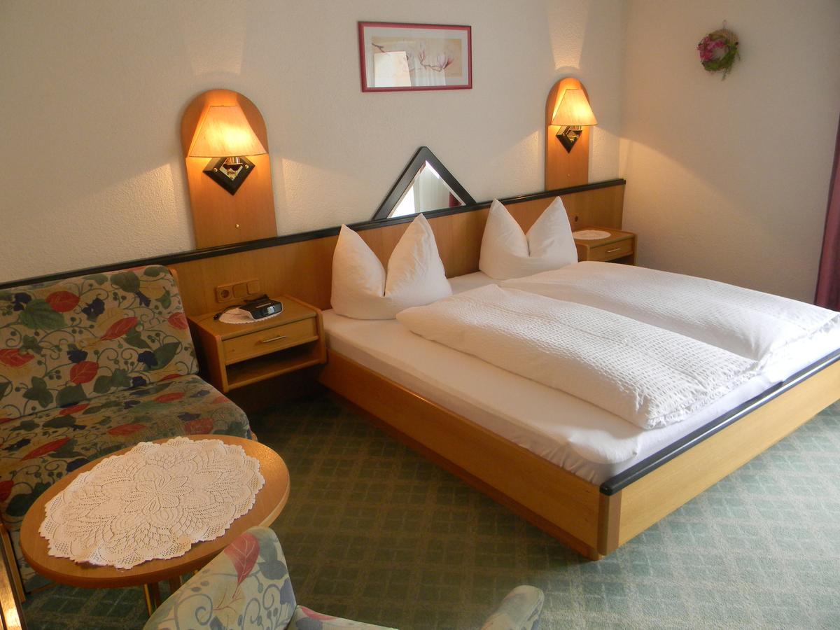 Haus Zentner Hotel Nauders Bagian luar foto