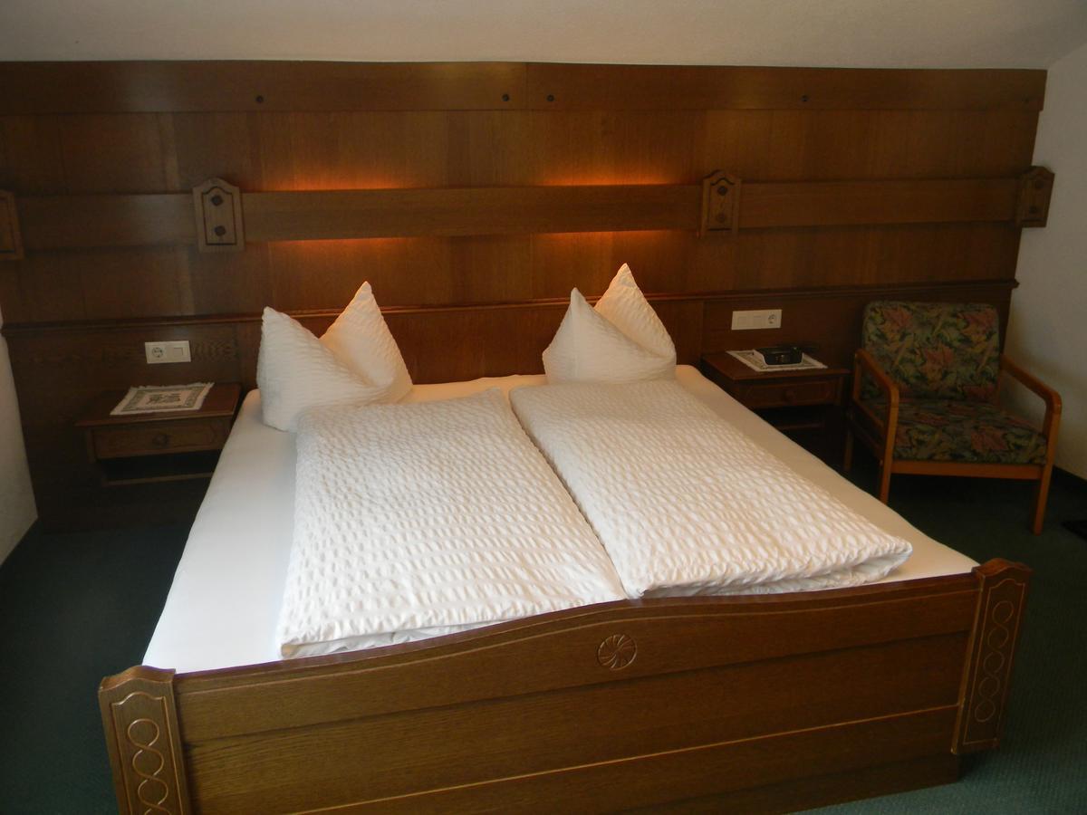 Haus Zentner Hotel Nauders Bagian luar foto